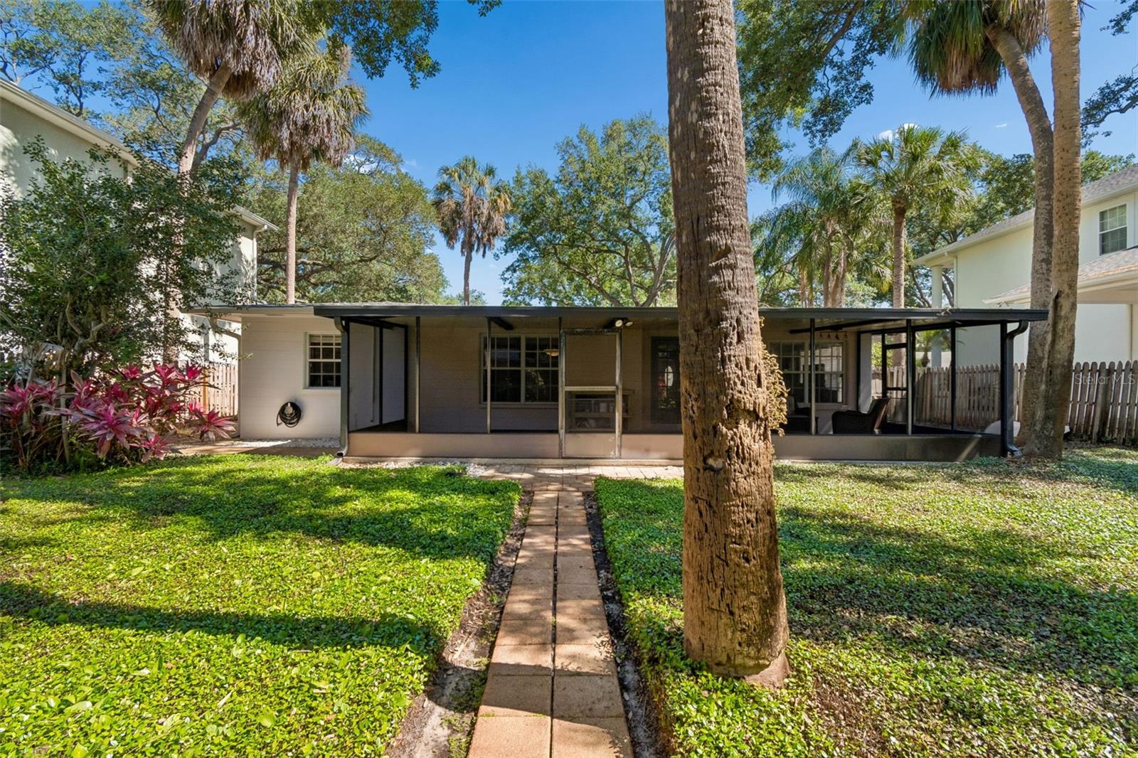SUNSET PARK AREA - Residential