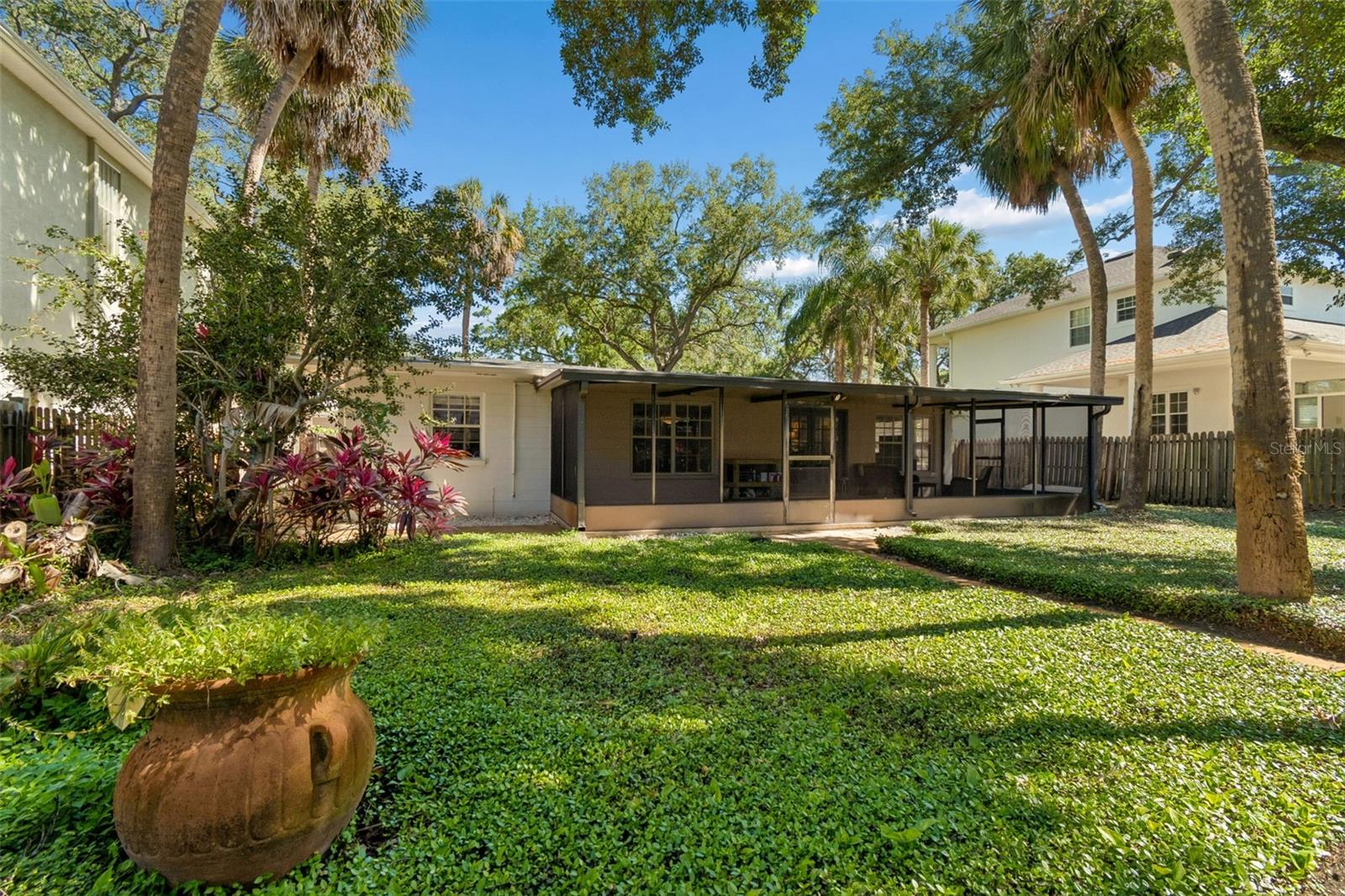 SUNSET PARK AREA - Residential
