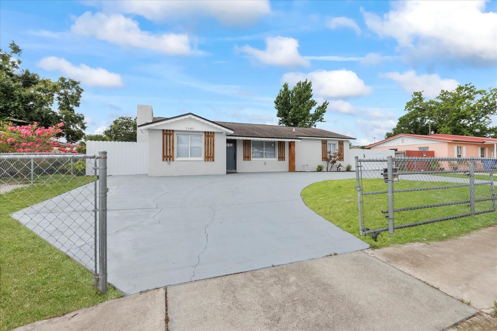 7107 LIMESTONE LANE