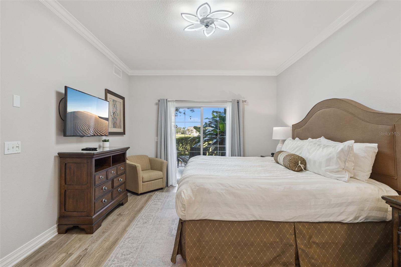 VILLAS AT REUNION SQUARE PH 5 A CONDO CB - Residential