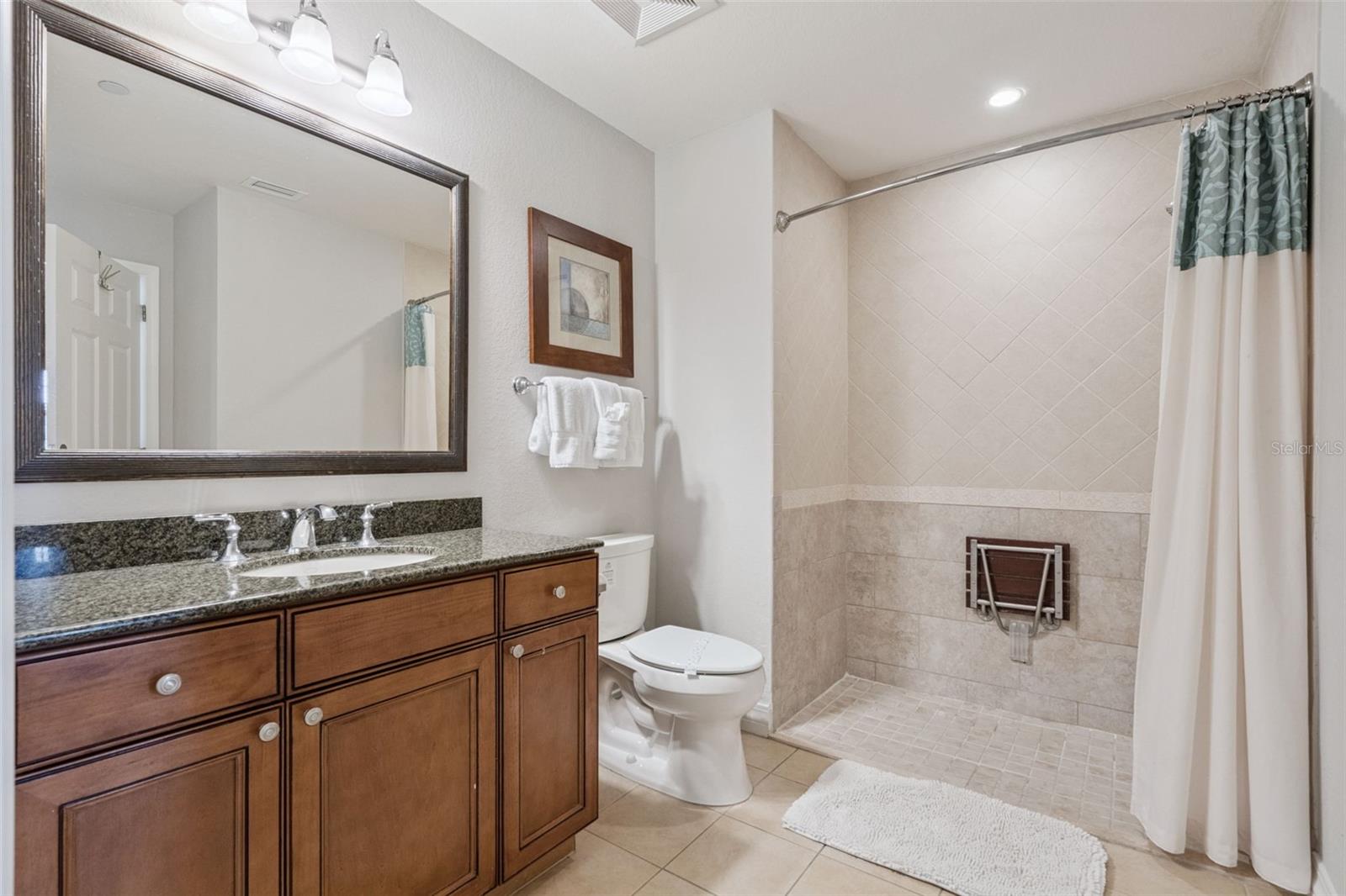 VILLAS AT REUNION SQUARE PH 5 A CONDO CB - Residential