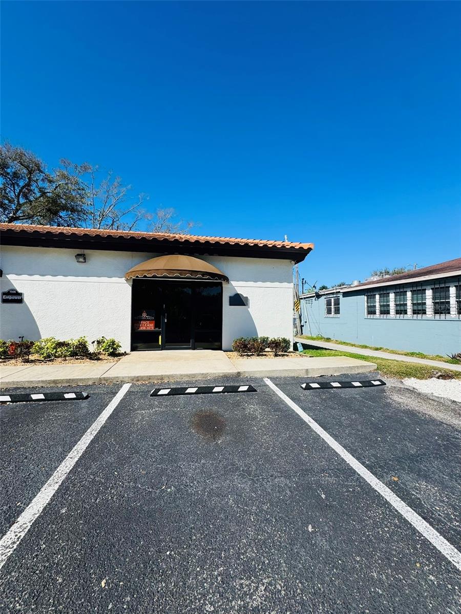 Amazing office space on 4th Street, close to downtown, Crescent Lake, I-275 and more. Nicely appointed offices with large lobby, two offices, storage room, one bathroom, and great visibility. Space can be altered with minor improvements. Rent included water/sewer/trash. Building is block construction with new tile roof and hurricane shutters.