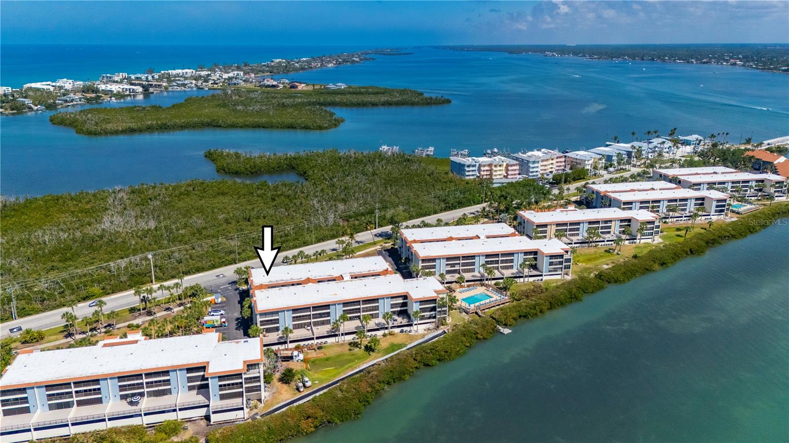 SANDPIPER KEY BLDG 07 - Residential