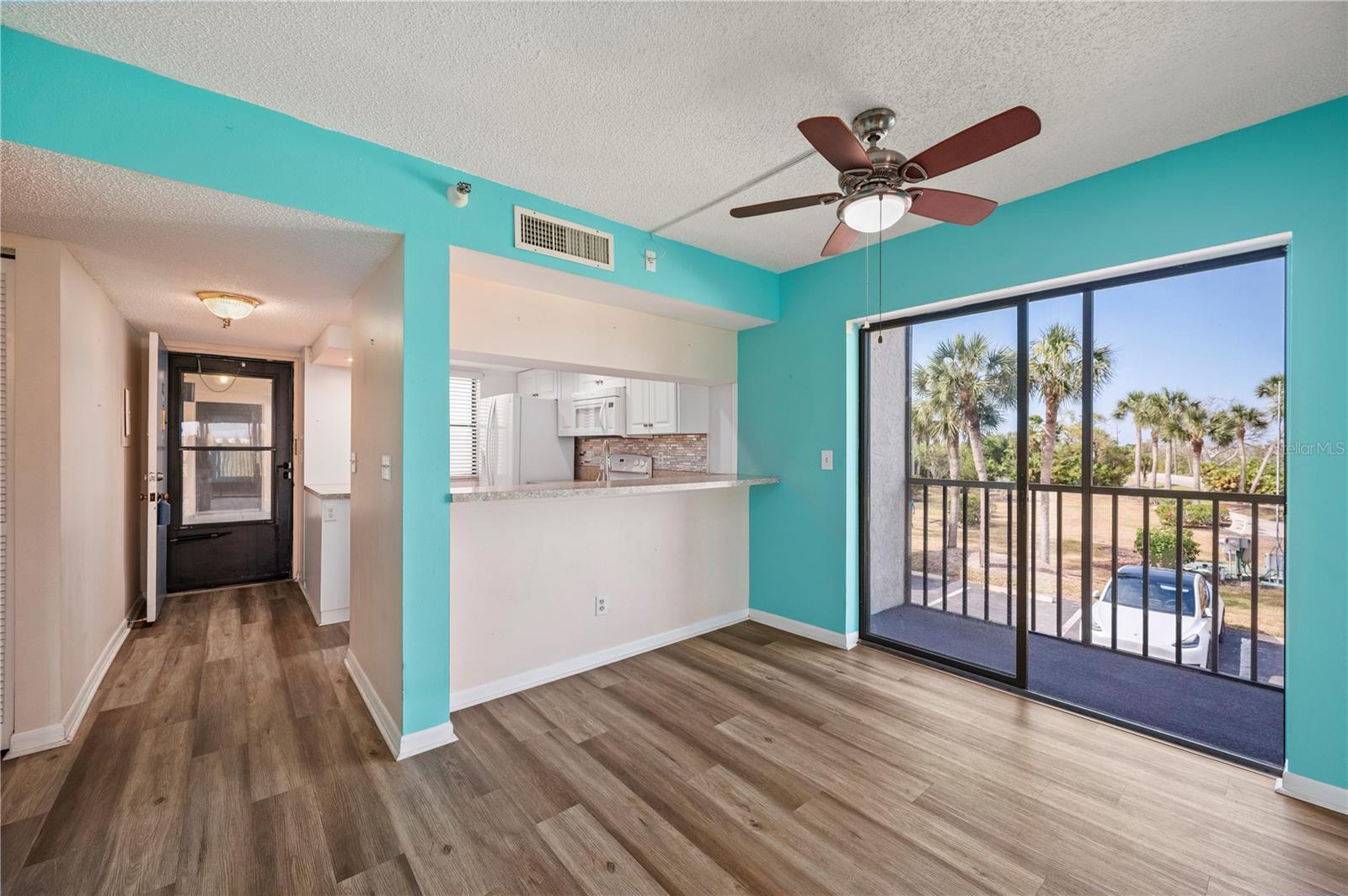 SANDPIPER KEY BLDG 07 - Residential