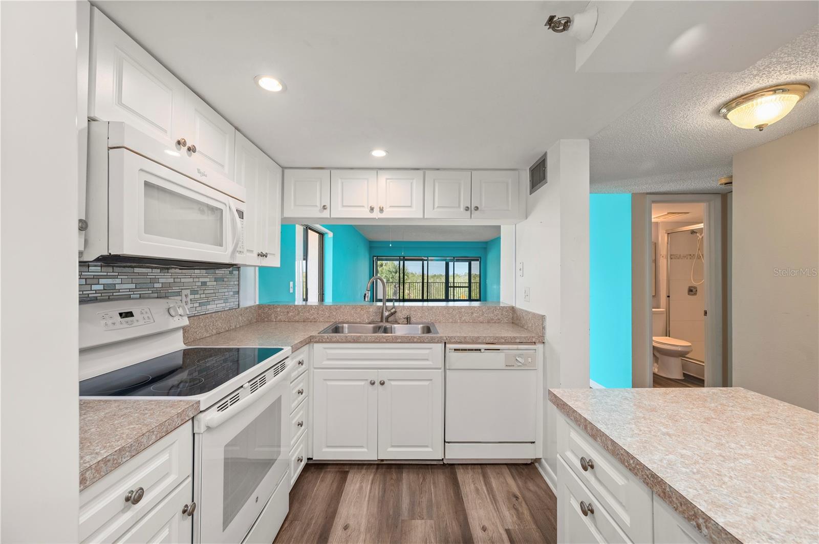 SANDPIPER KEY BLDG 07 - Residential