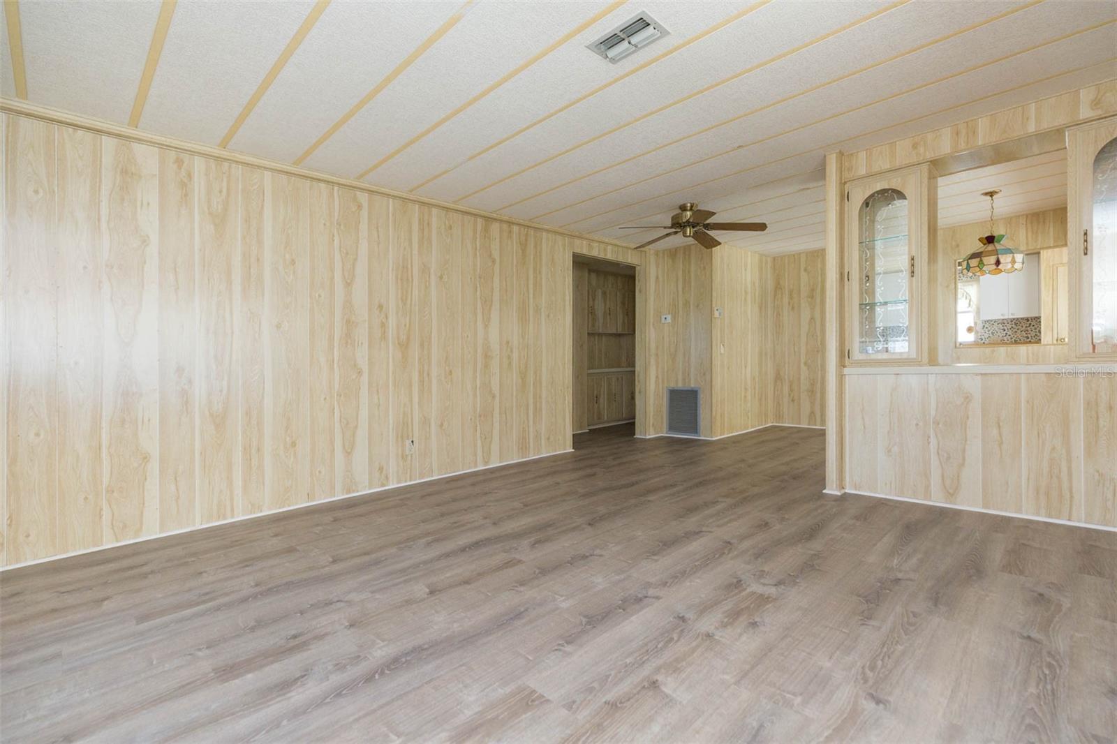 SHADY OAKS MOBILE MODULAR ESTATES - Residential