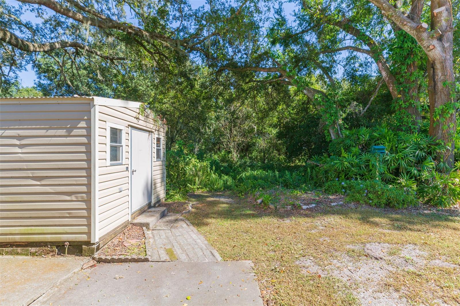 SHADY OAKS MOBILE MODULAR ESTATES - Residential