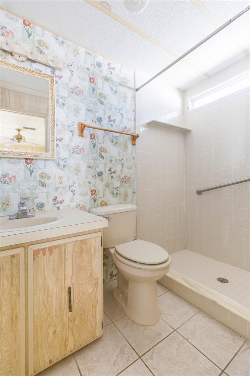 SHADY OAKS MOBILE MODULAR ESTATES - Residential