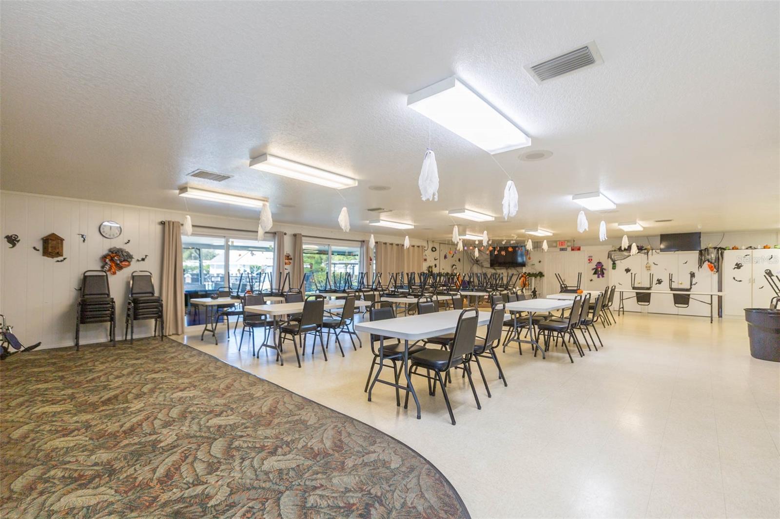 SHADY OAKS MOBILE MODULAR ESTATES - Residential