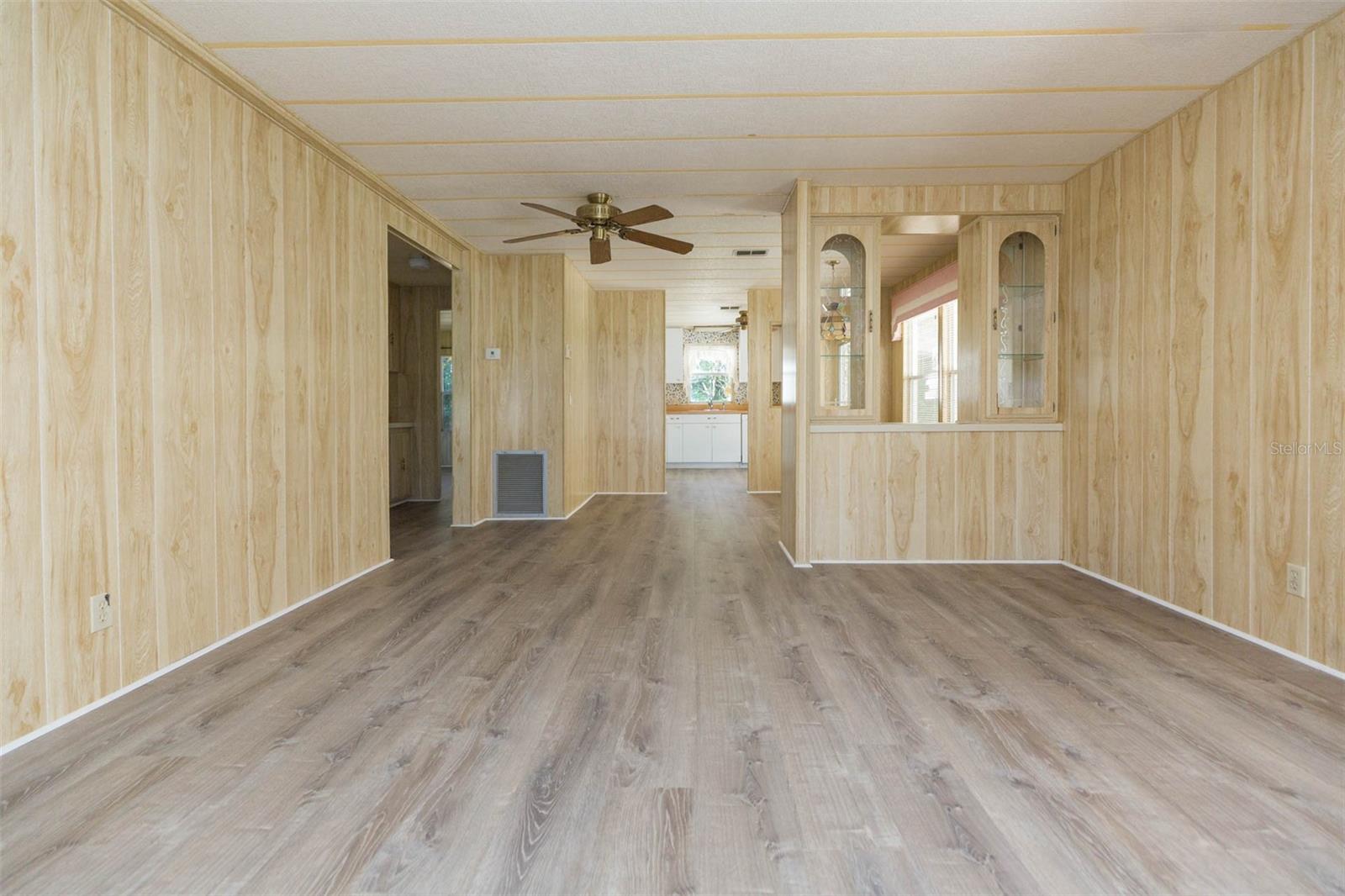 SHADY OAKS MOBILE MODULAR ESTATES - Residential