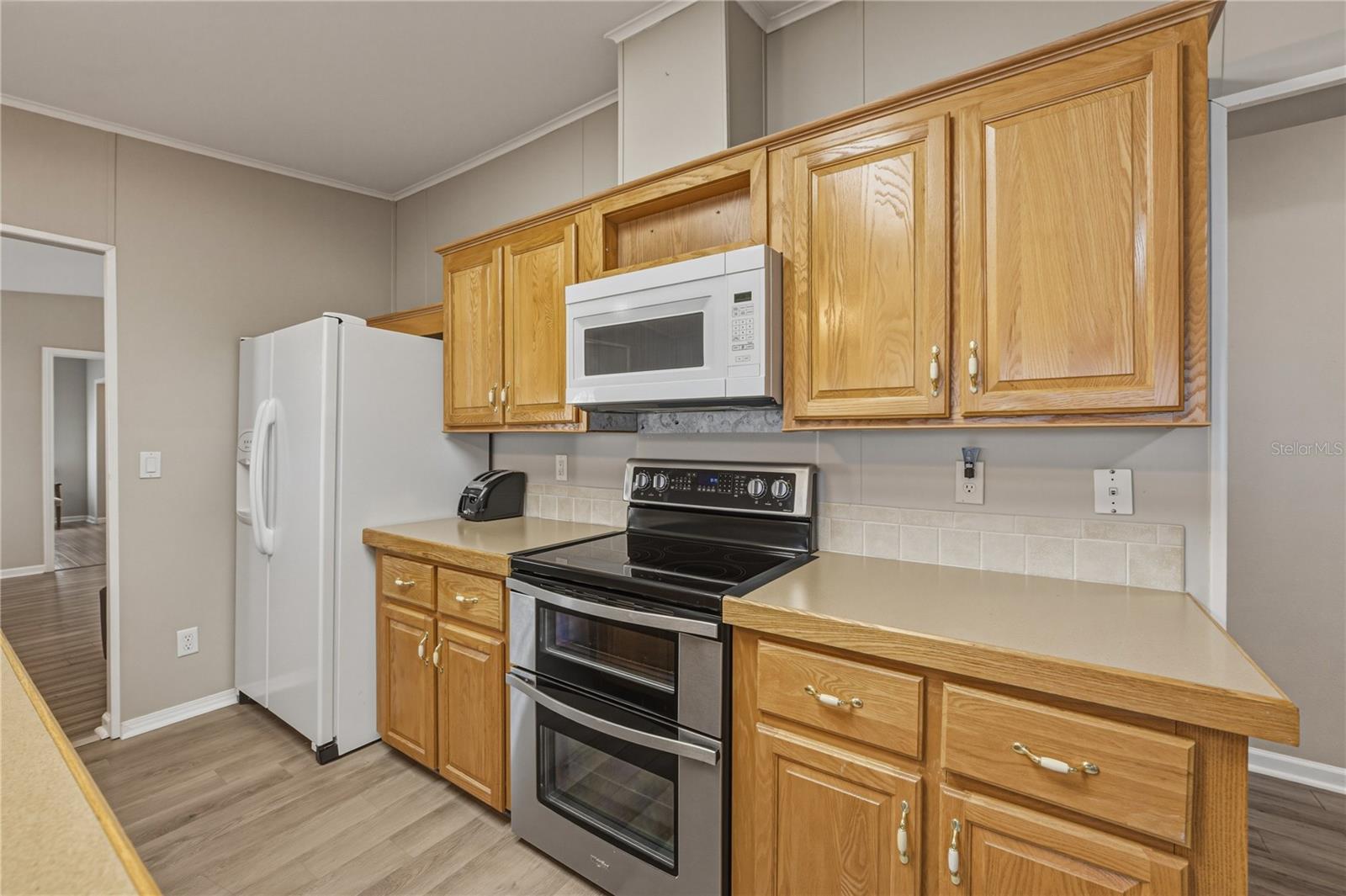 GRAND HORIZONS PH 01 - Residential