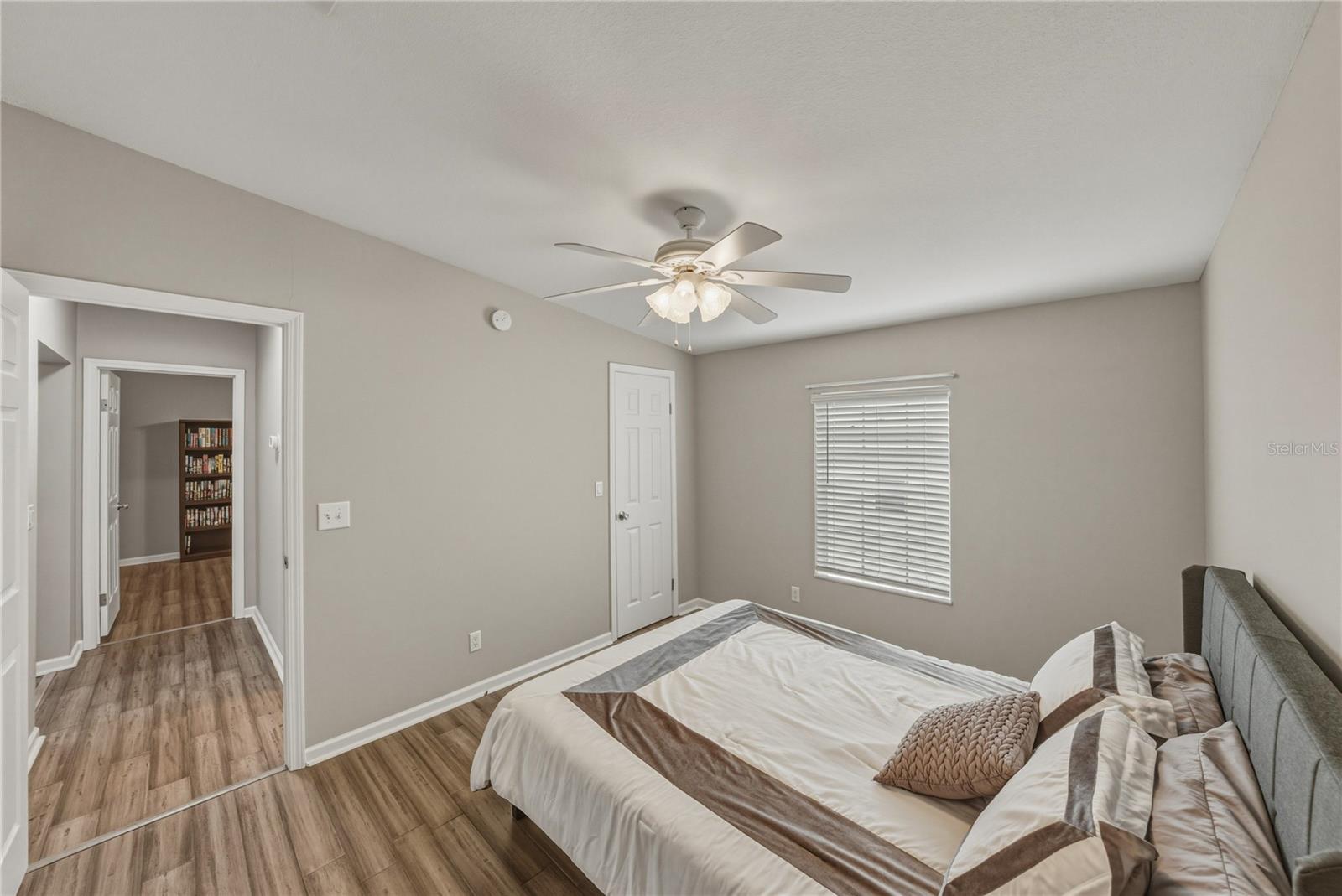 GRAND HORIZONS PH 01 - Residential