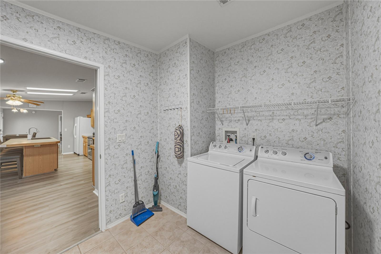 GRAND HORIZONS PH 01 - Residential