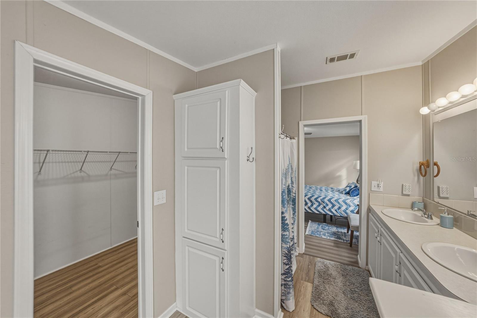 GRAND HORIZONS PH 01 - Residential