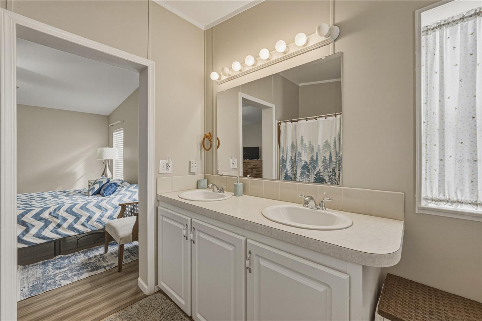 GRAND HORIZONS PH 01 - Residential