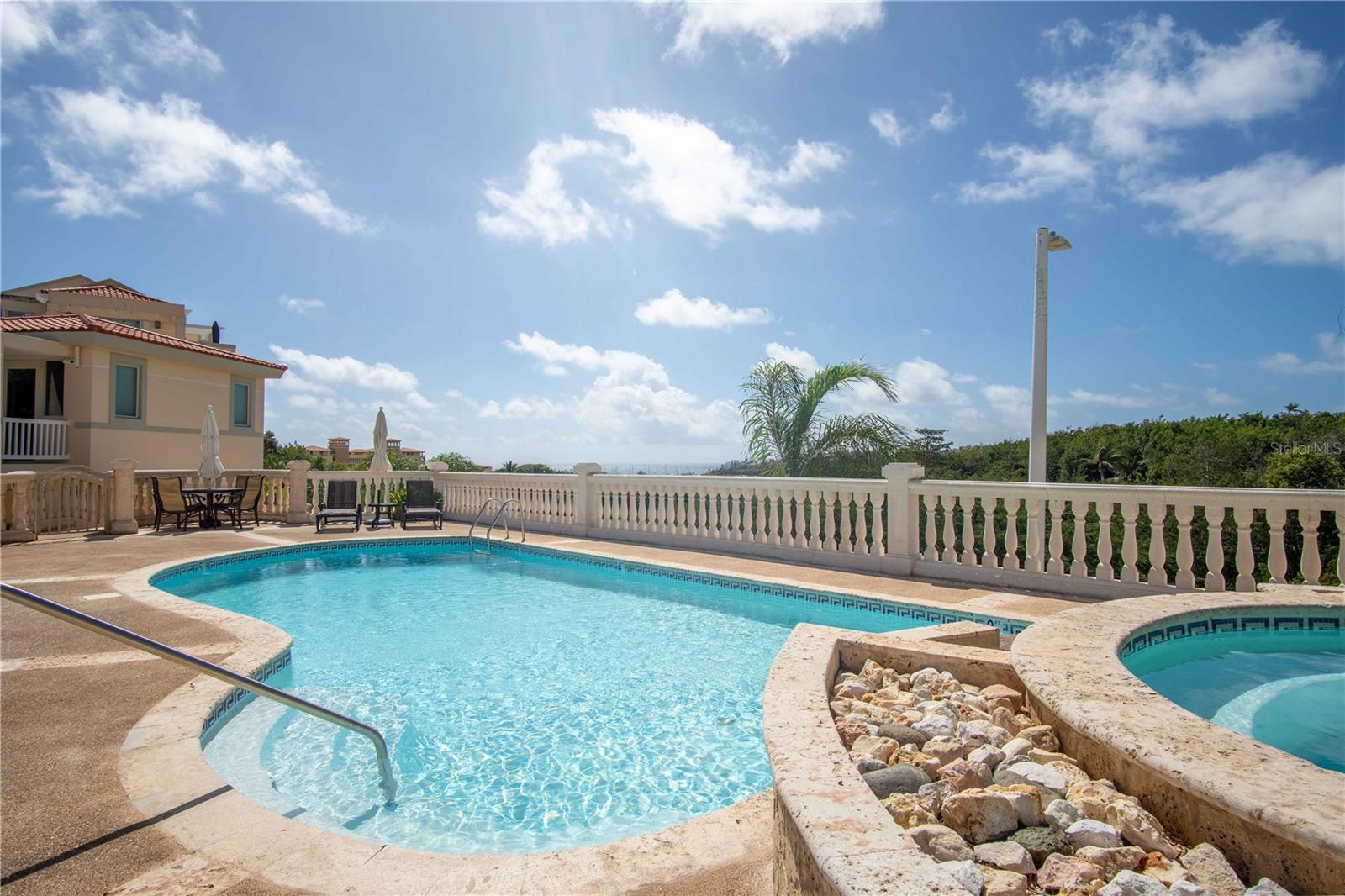 PALMANOVA VILLAGE - Residential Lease