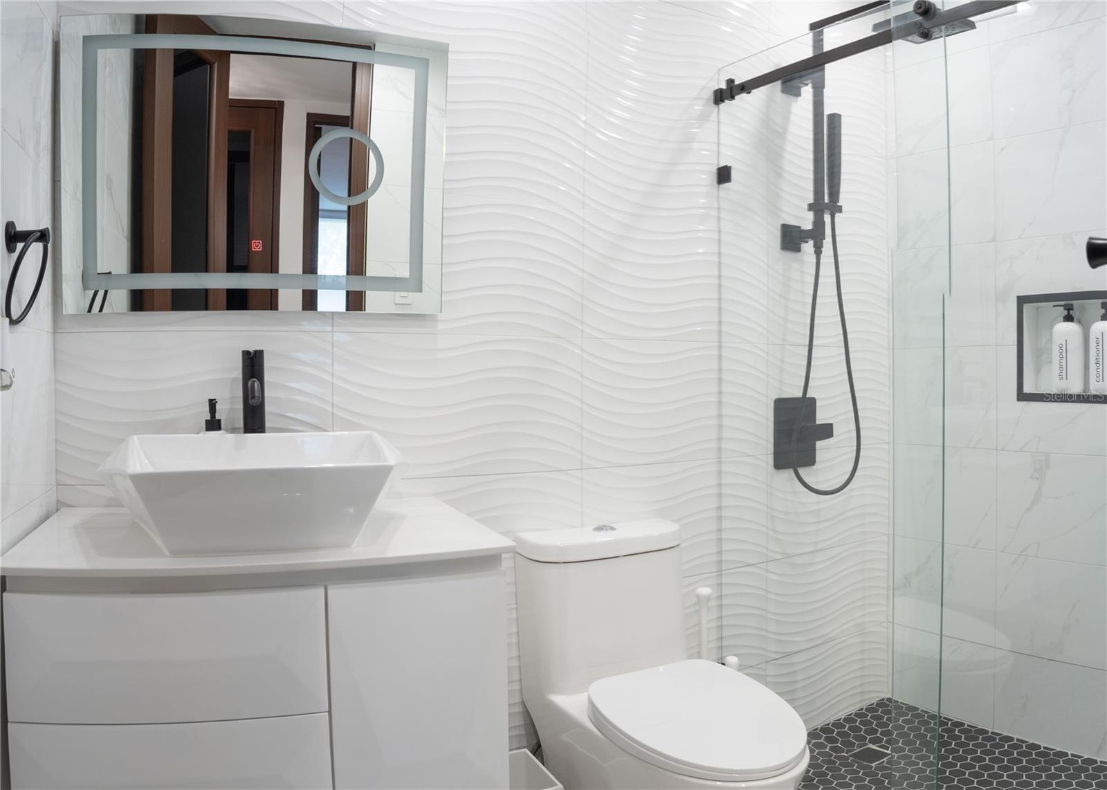 PALMANOVA VILLAGE - Residential Lease