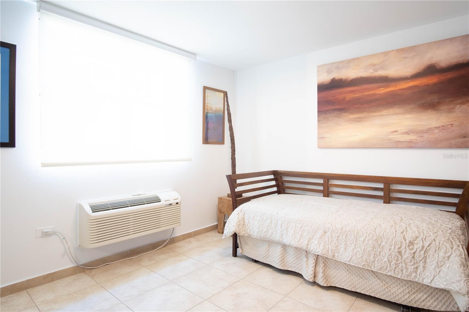 PALMANOVA VILLAGE - Residential Lease