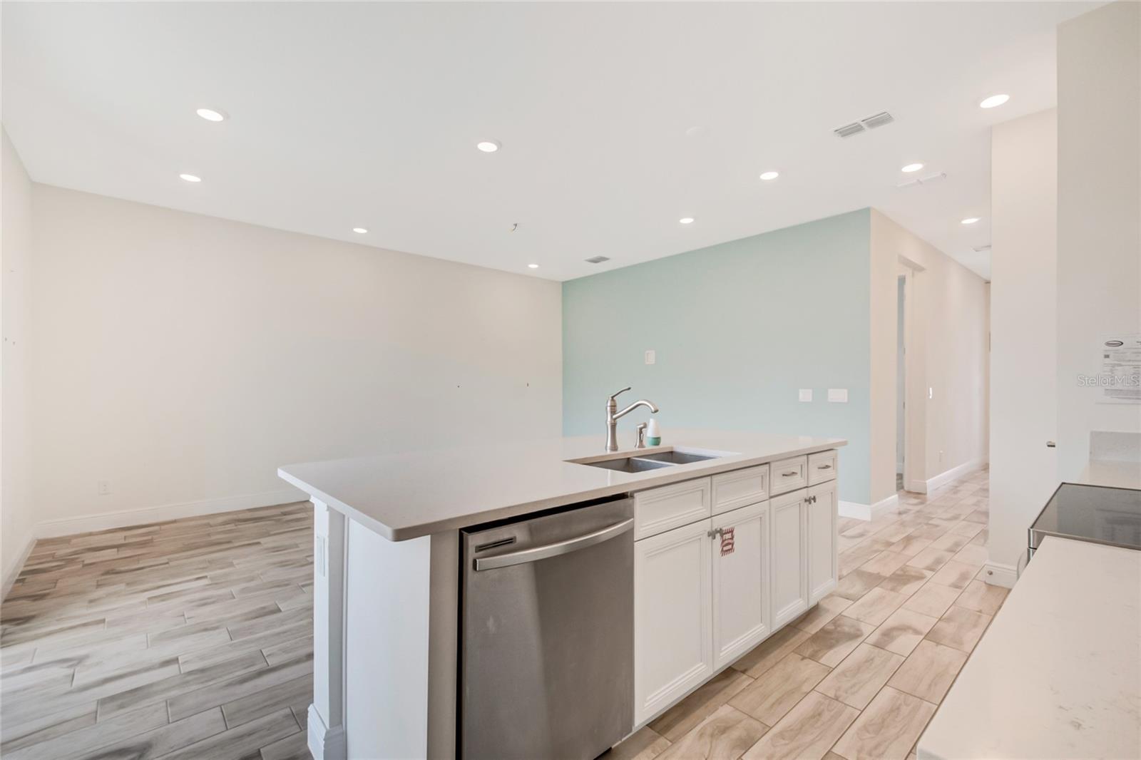 ROLLING OAKS PH 7 - Residential