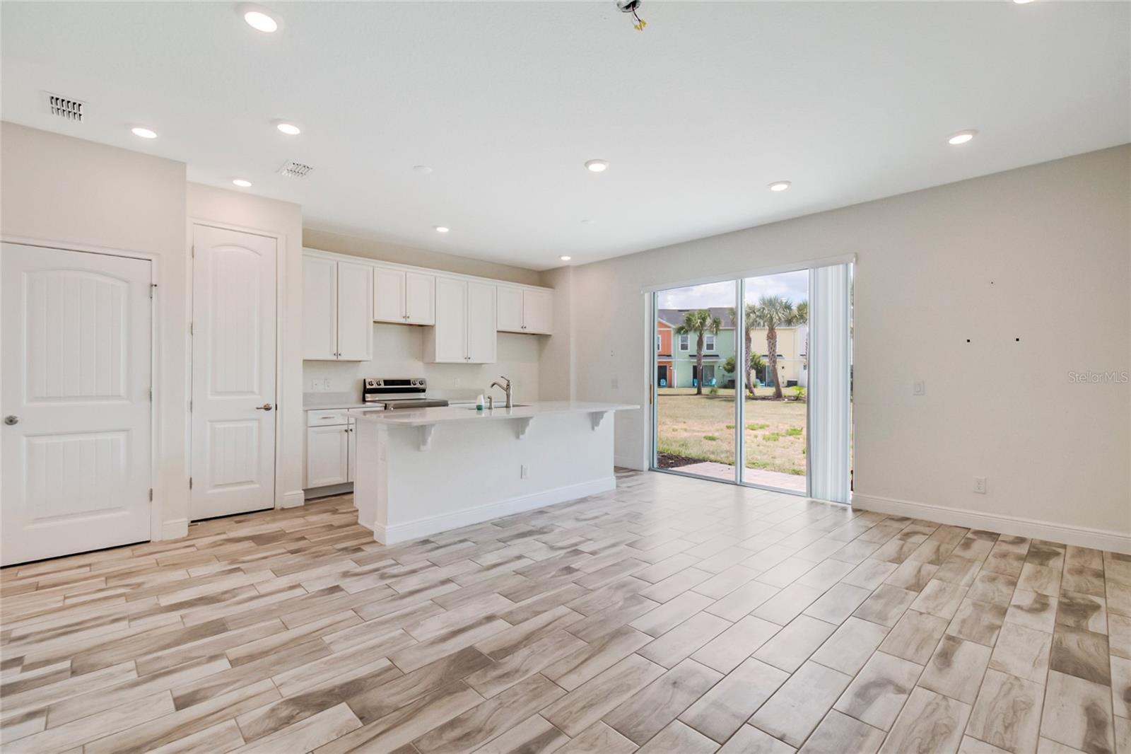 ROLLING OAKS PH 7 - Residential