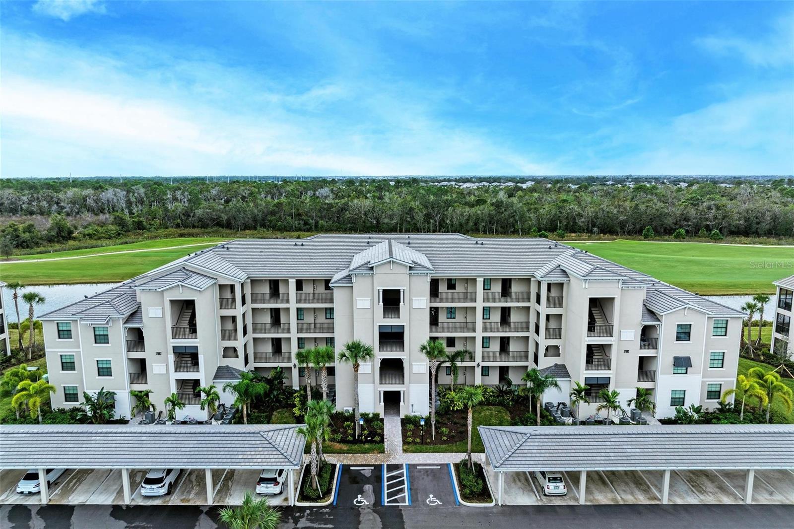 LAKEWOOD NATIONAL PH I TERRACE VII - Residential Lease
