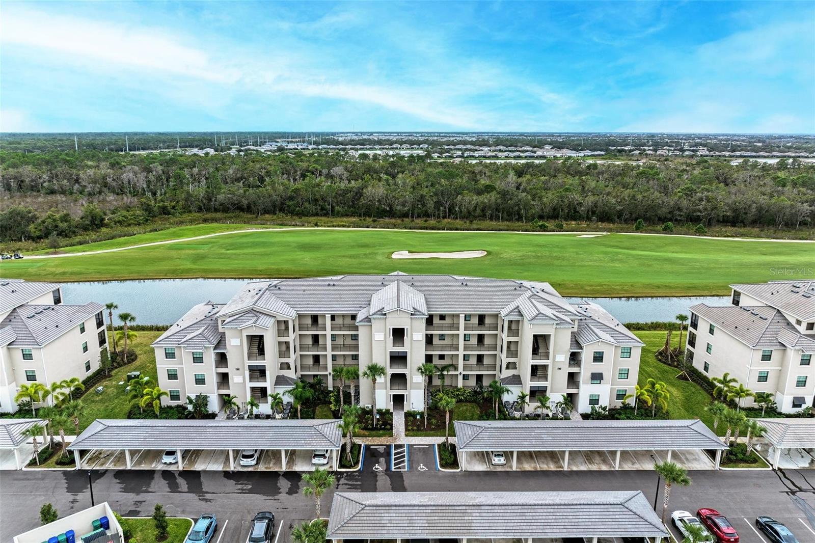 LAKEWOOD NATIONAL PH I TERRACE VII - Residential Lease