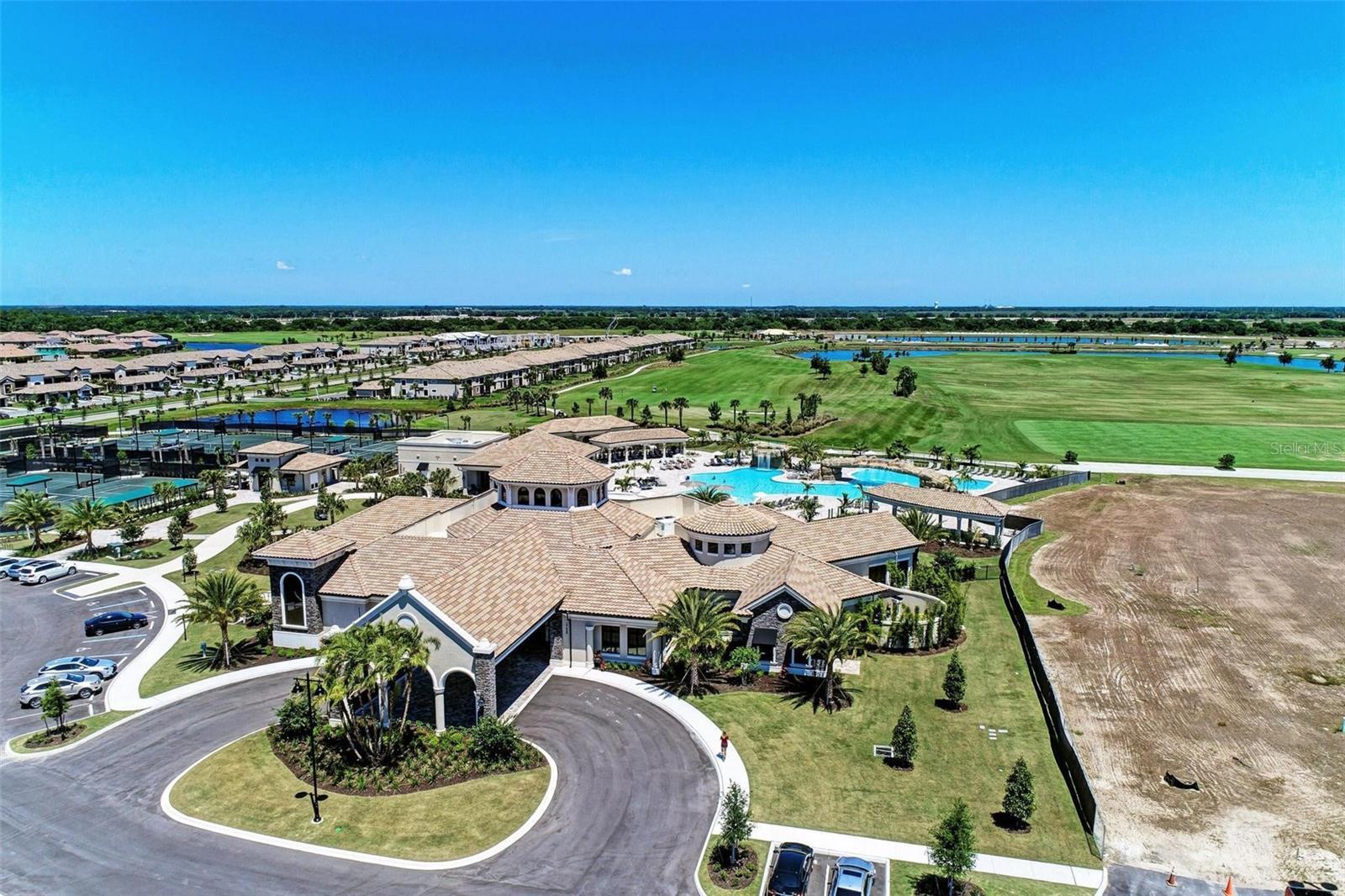 LAKEWOOD NATIONAL PH I TERRACE VII - Residential Lease