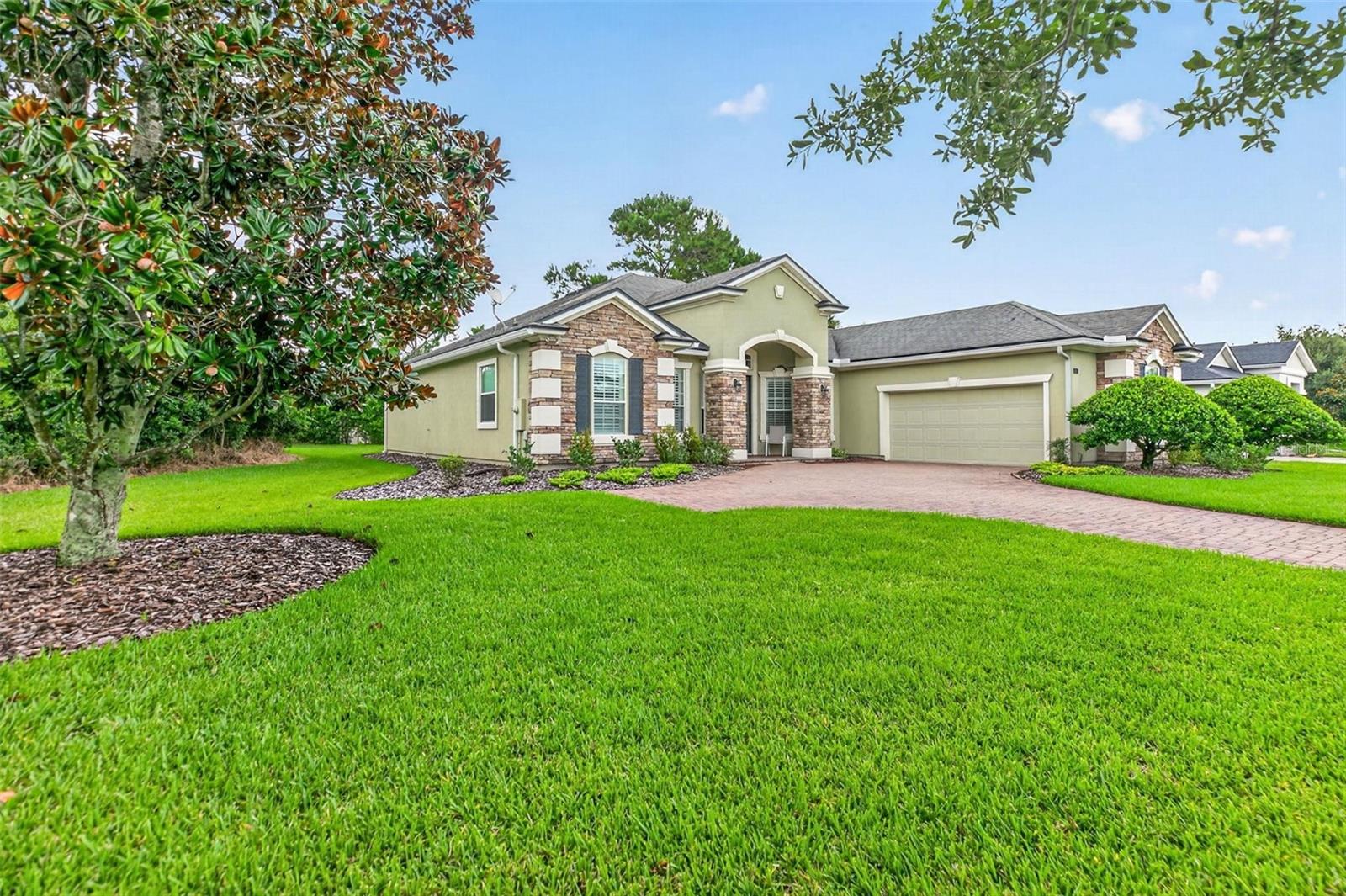 533 CHRISTINA DRIVE
