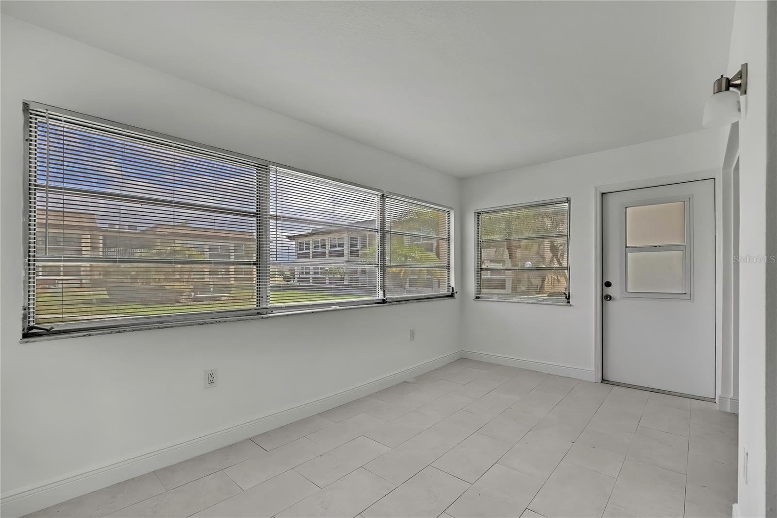 GULF HARBORS CONDO - Residential Lease