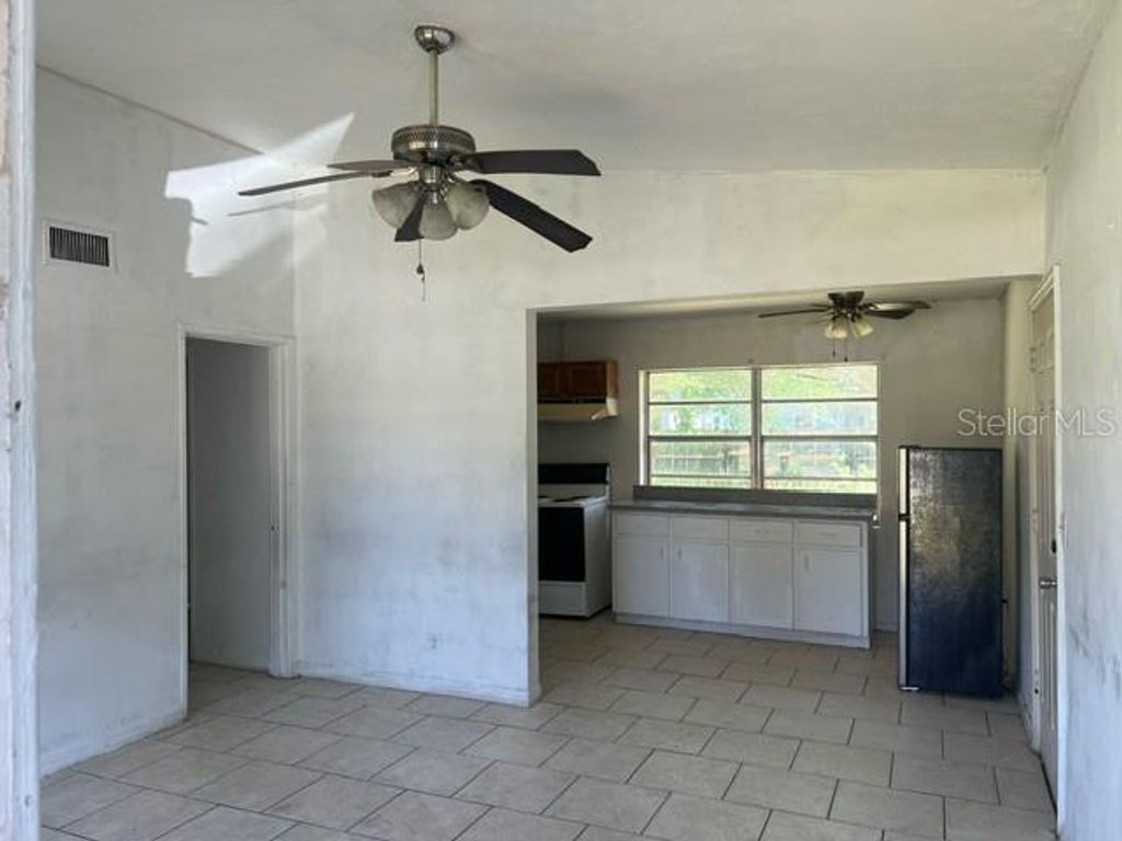 Photo of 529 6th Street, Holly Hill, FL 32117 (MLS # O6357313)