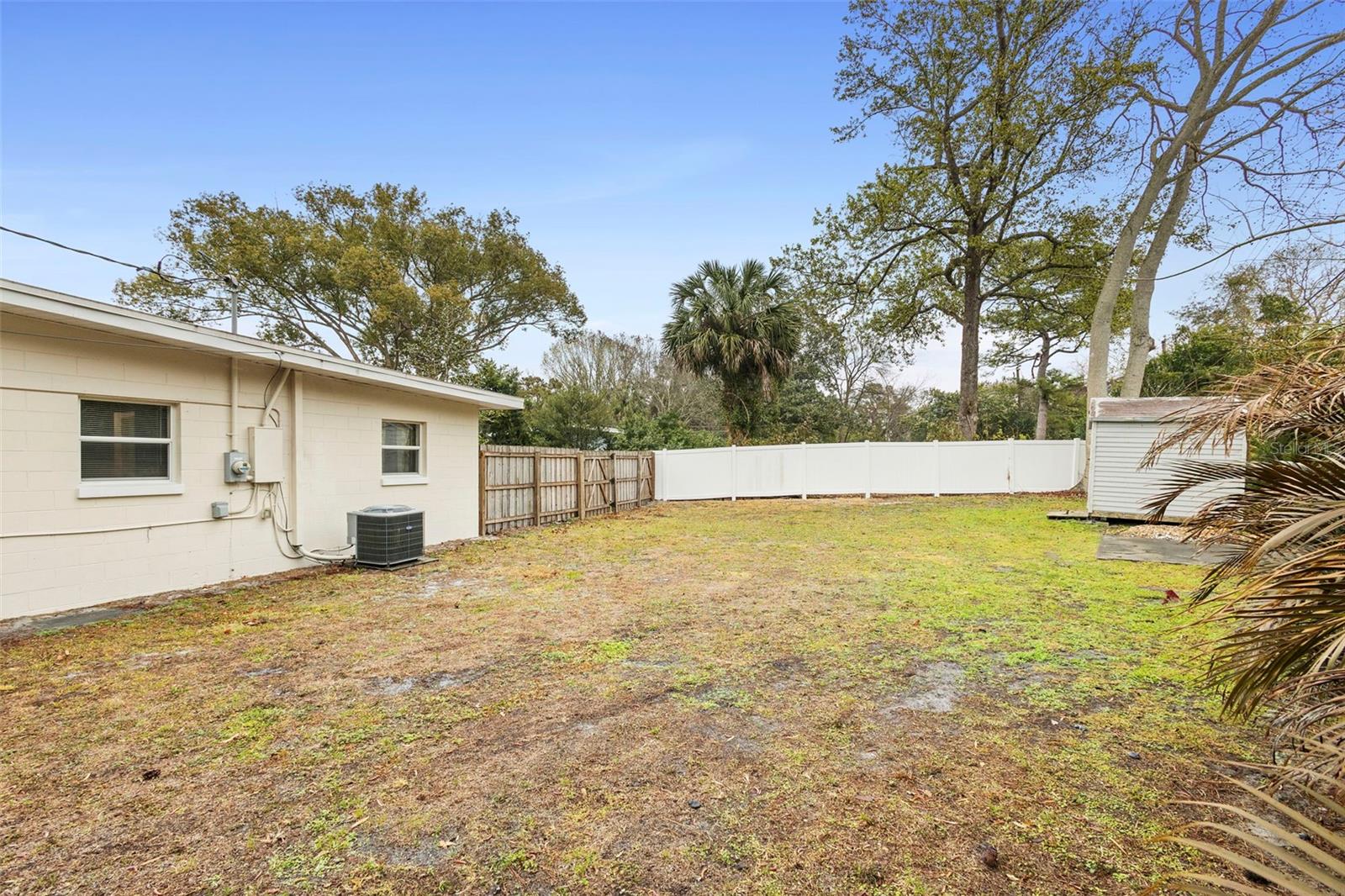 SUNLAND ESTATES AMD - Residential