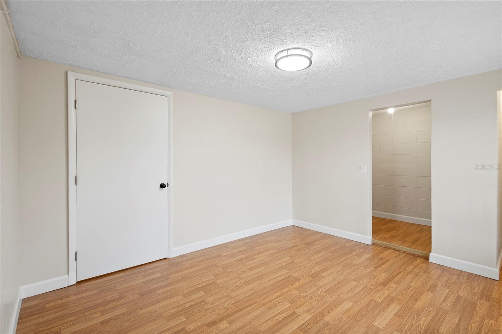 SUNLAND ESTATES AMD - Residential