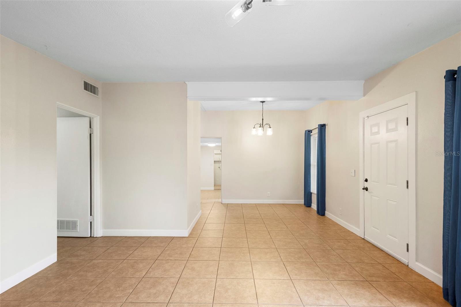 SUNLAND ESTATES AMD - Residential