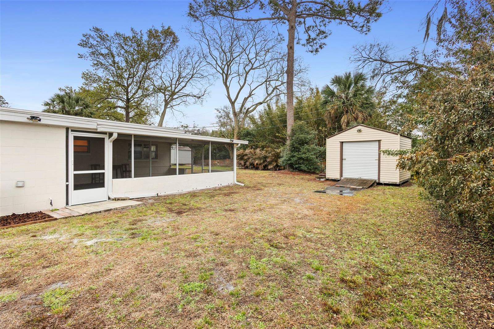 SUNLAND ESTATES AMD - Residential