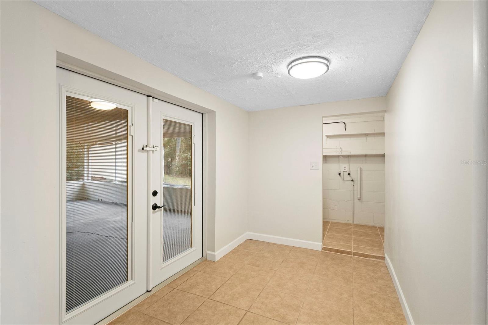 SUNLAND ESTATES AMD - Residential