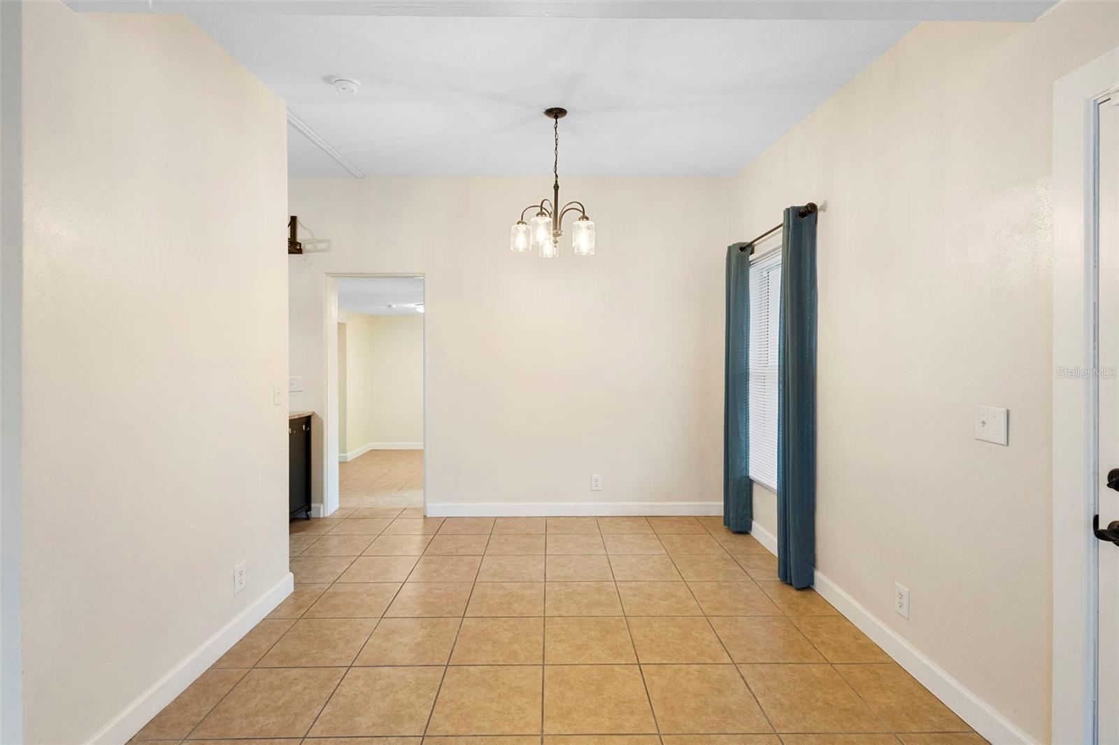 SUNLAND ESTATES AMD - Residential