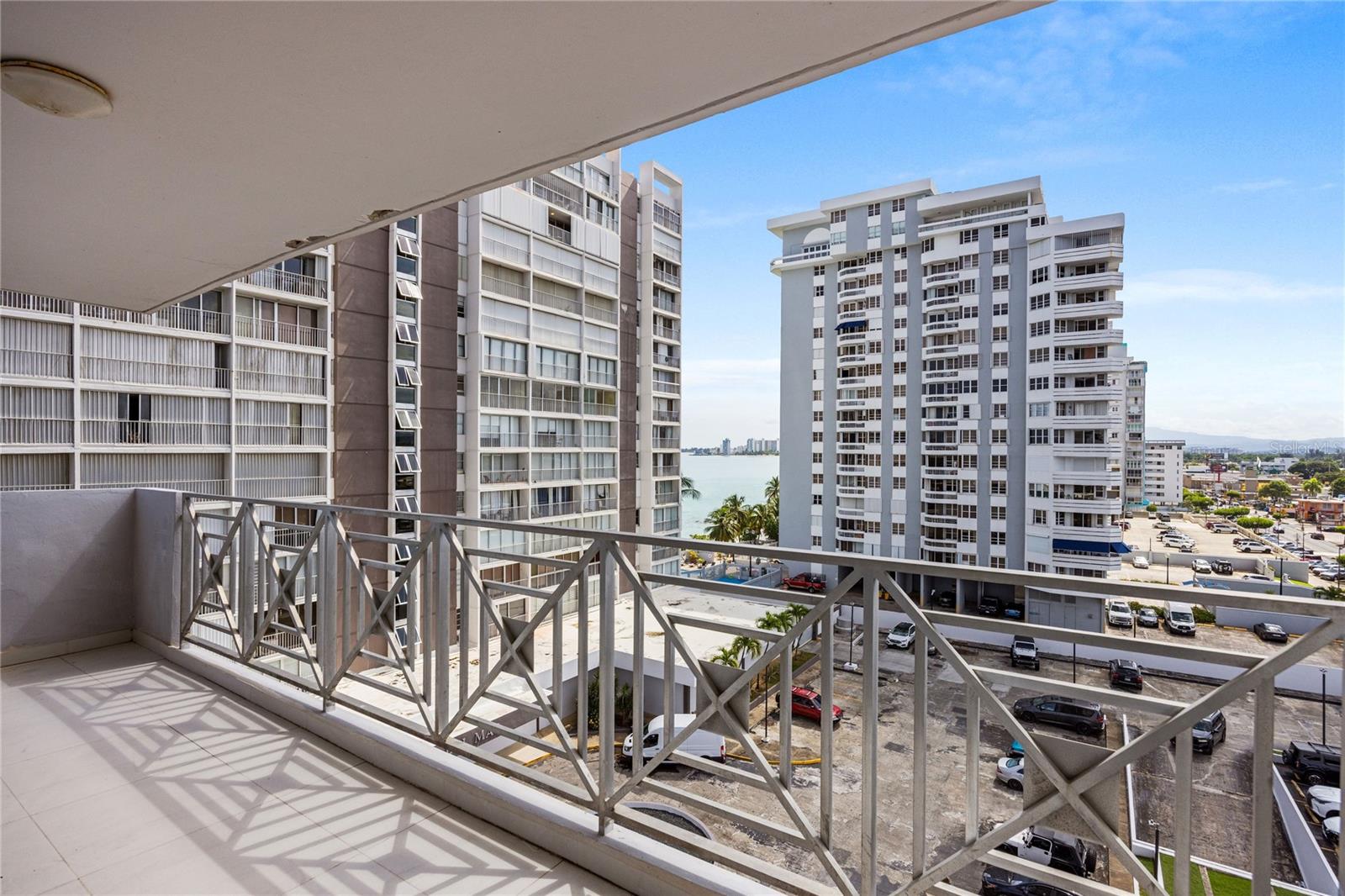 COND. PLAZA DEL MAR - Residential