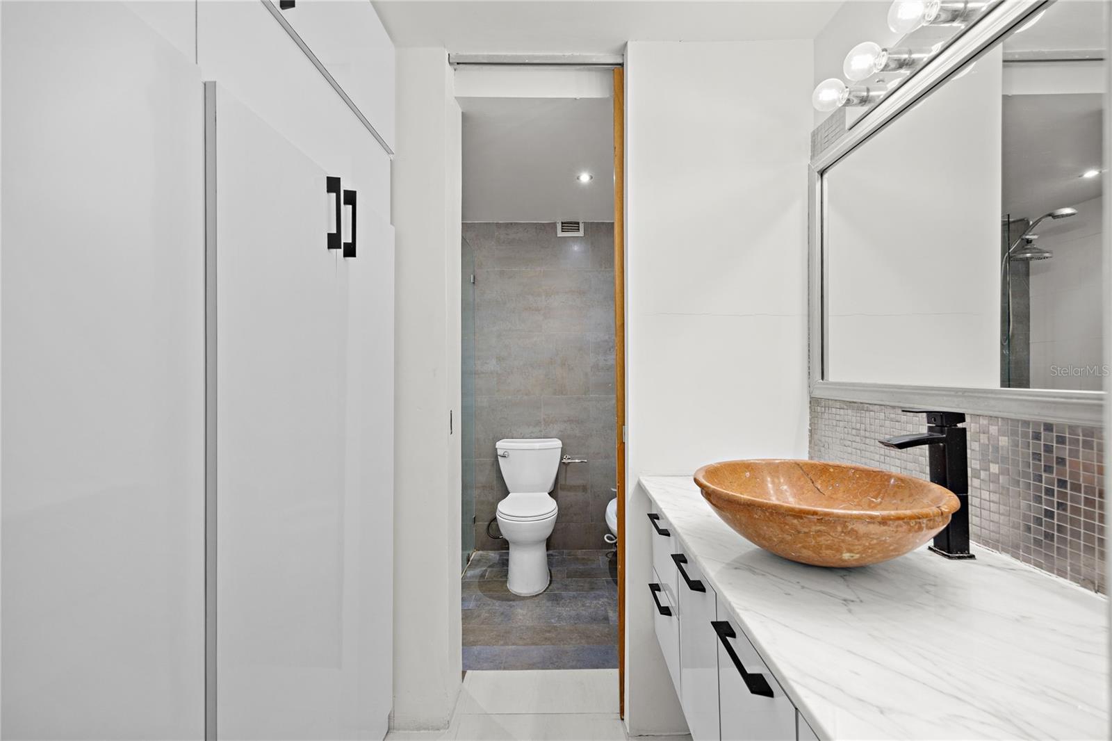 COND. PLAZA DEL MAR - Residential