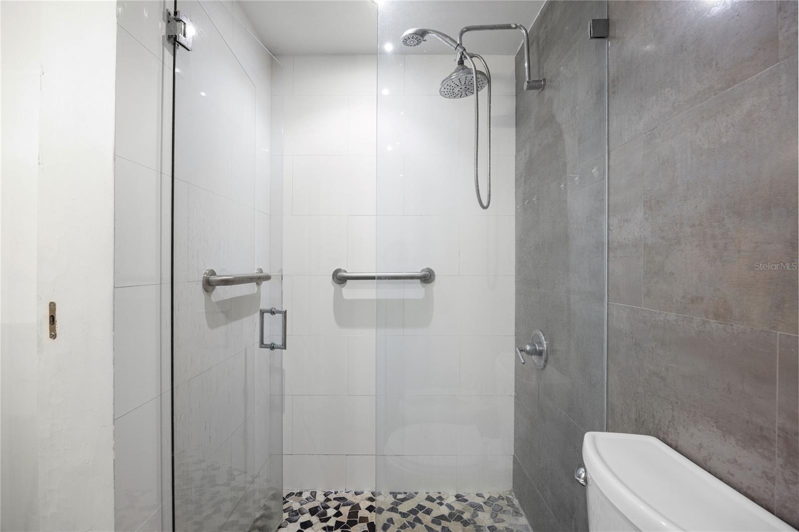 COND. PLAZA DEL MAR - Residential