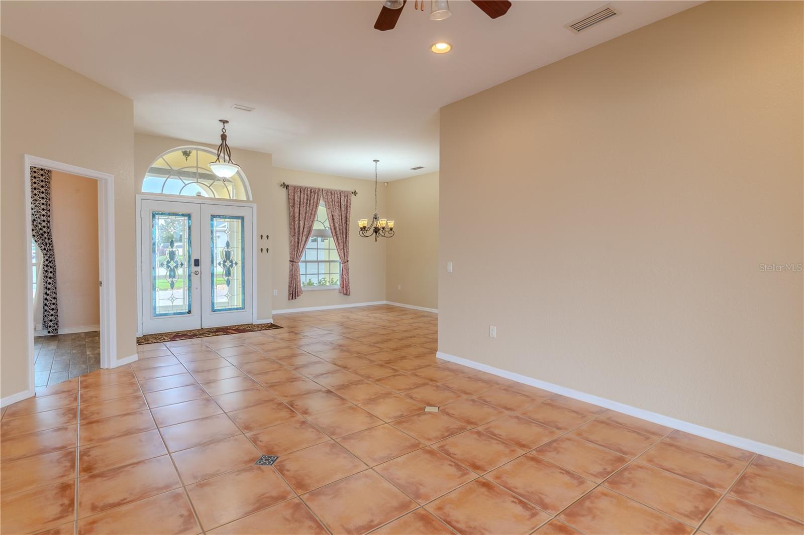 475 ARCHAIC DRIVE