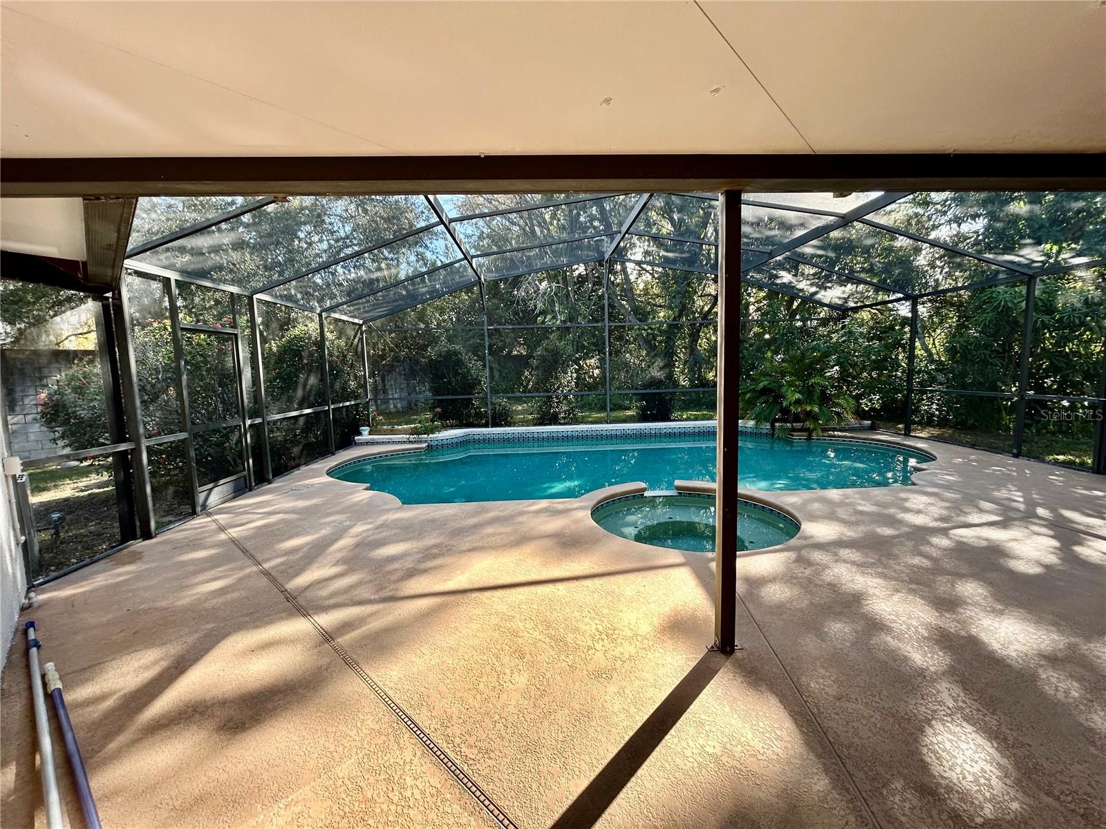 LAKE MARY JESS SHORES - Residential Lease