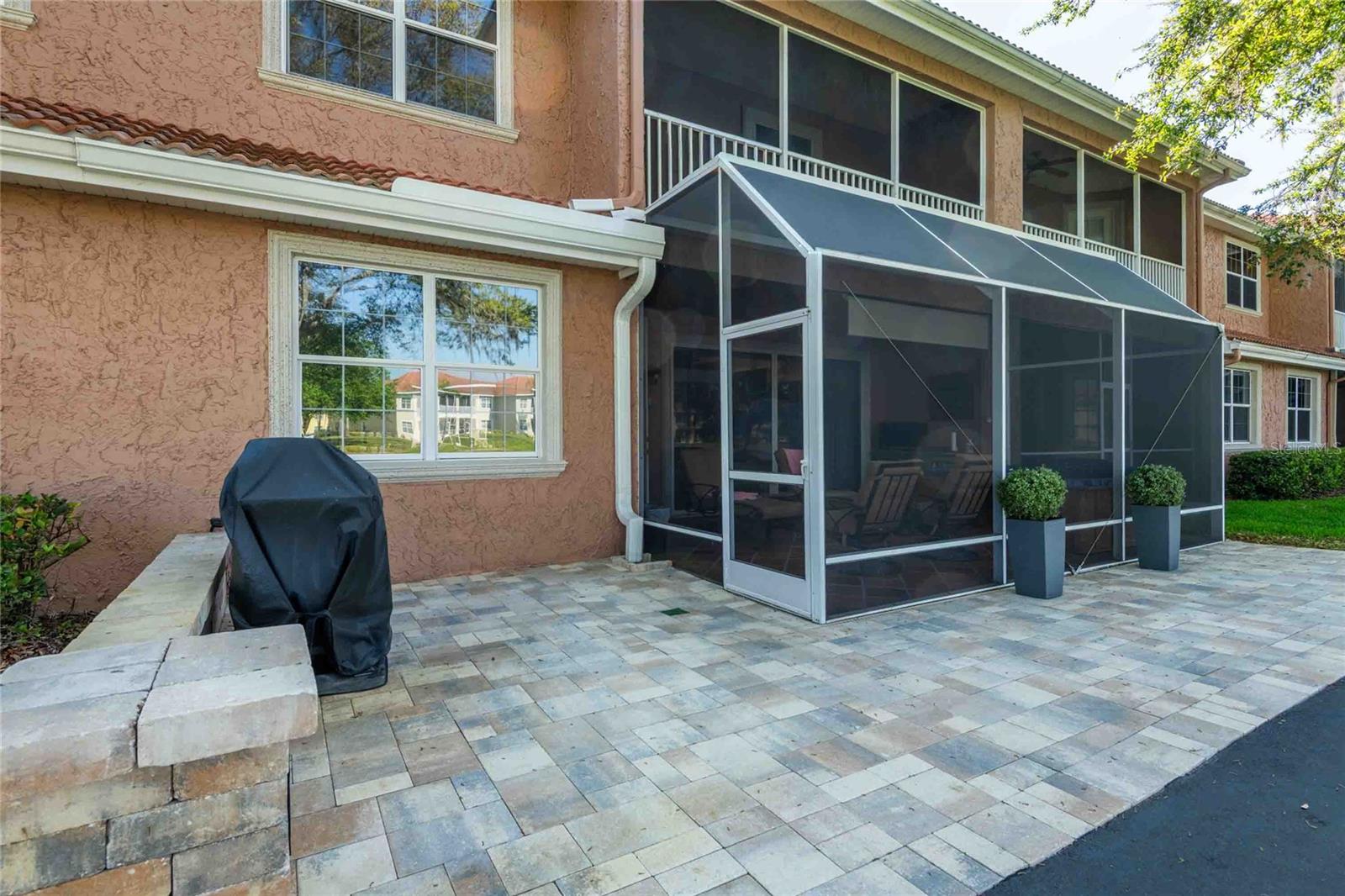 CALIENTE - Residential