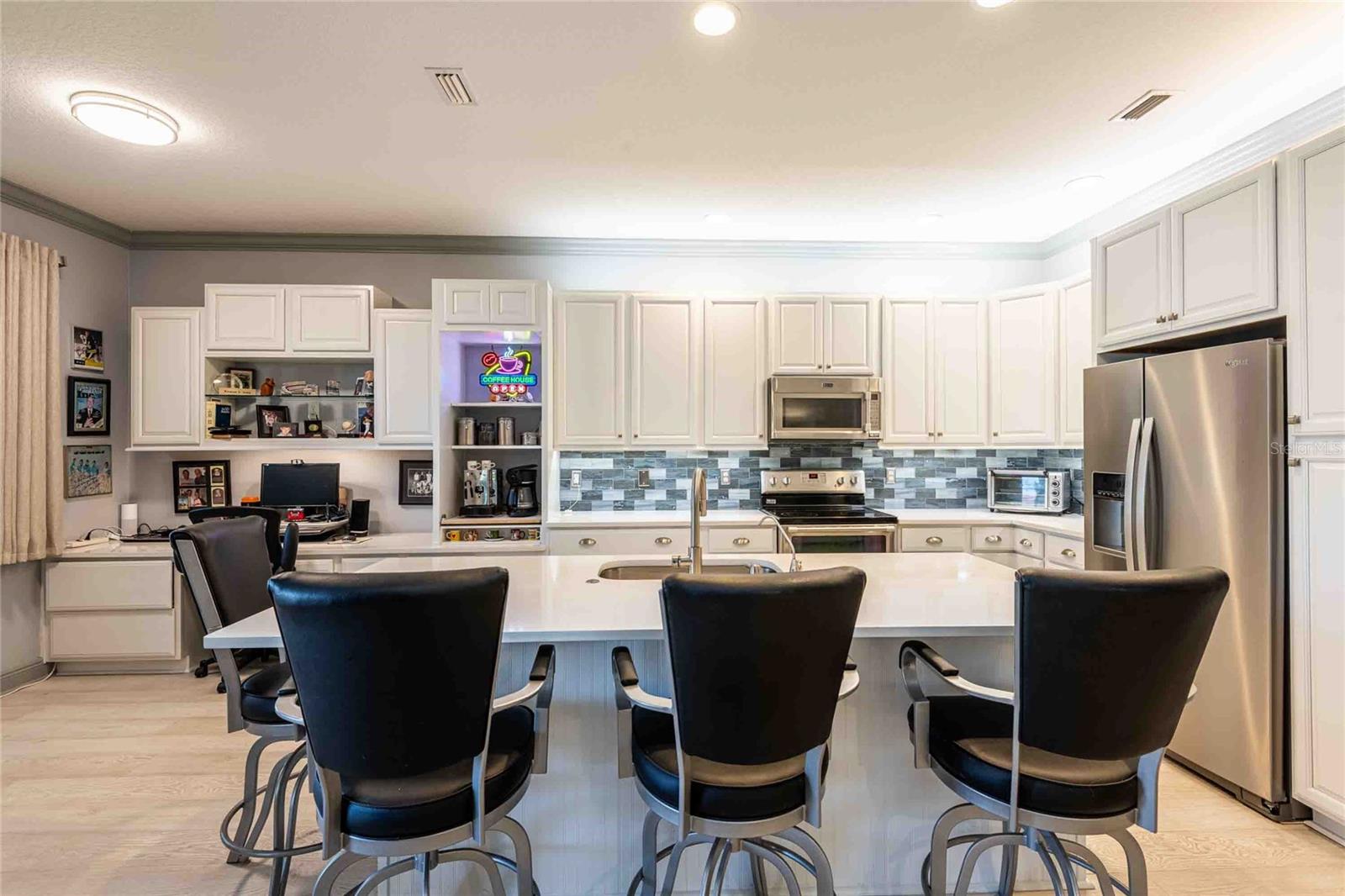 CALIENTE - Residential