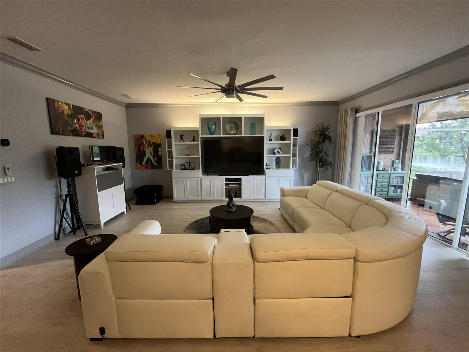 CALIENTE - Residential