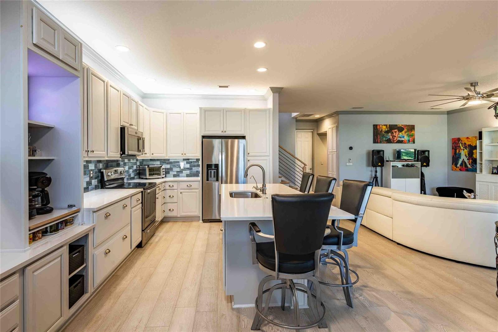 CALIENTE - Residential