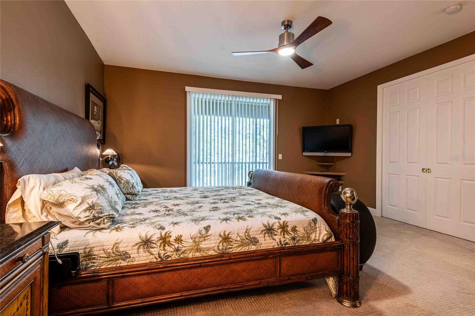 CALIENTE - Residential