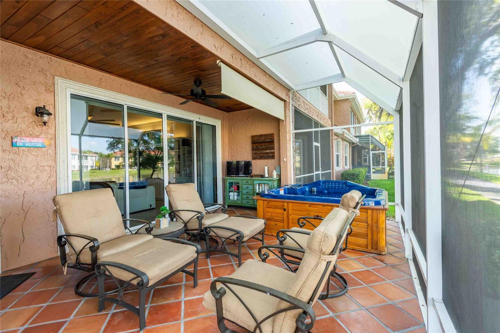 CALIENTE - Residential