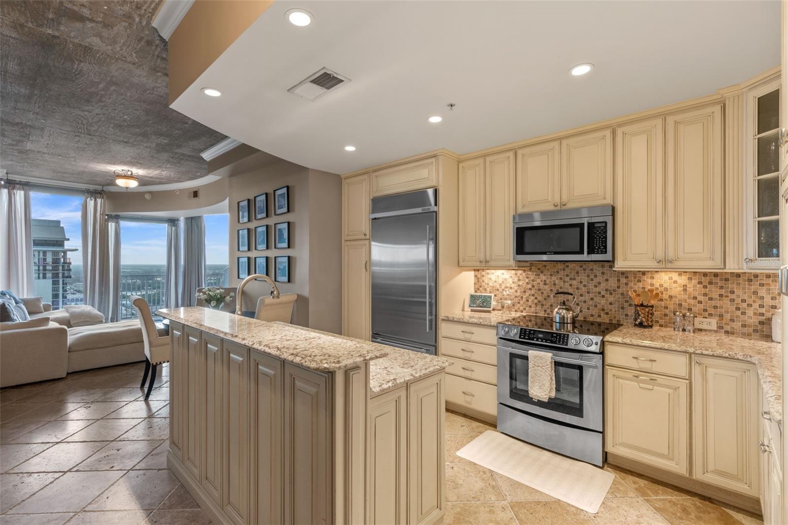 155 S COURT AVENUE 2710