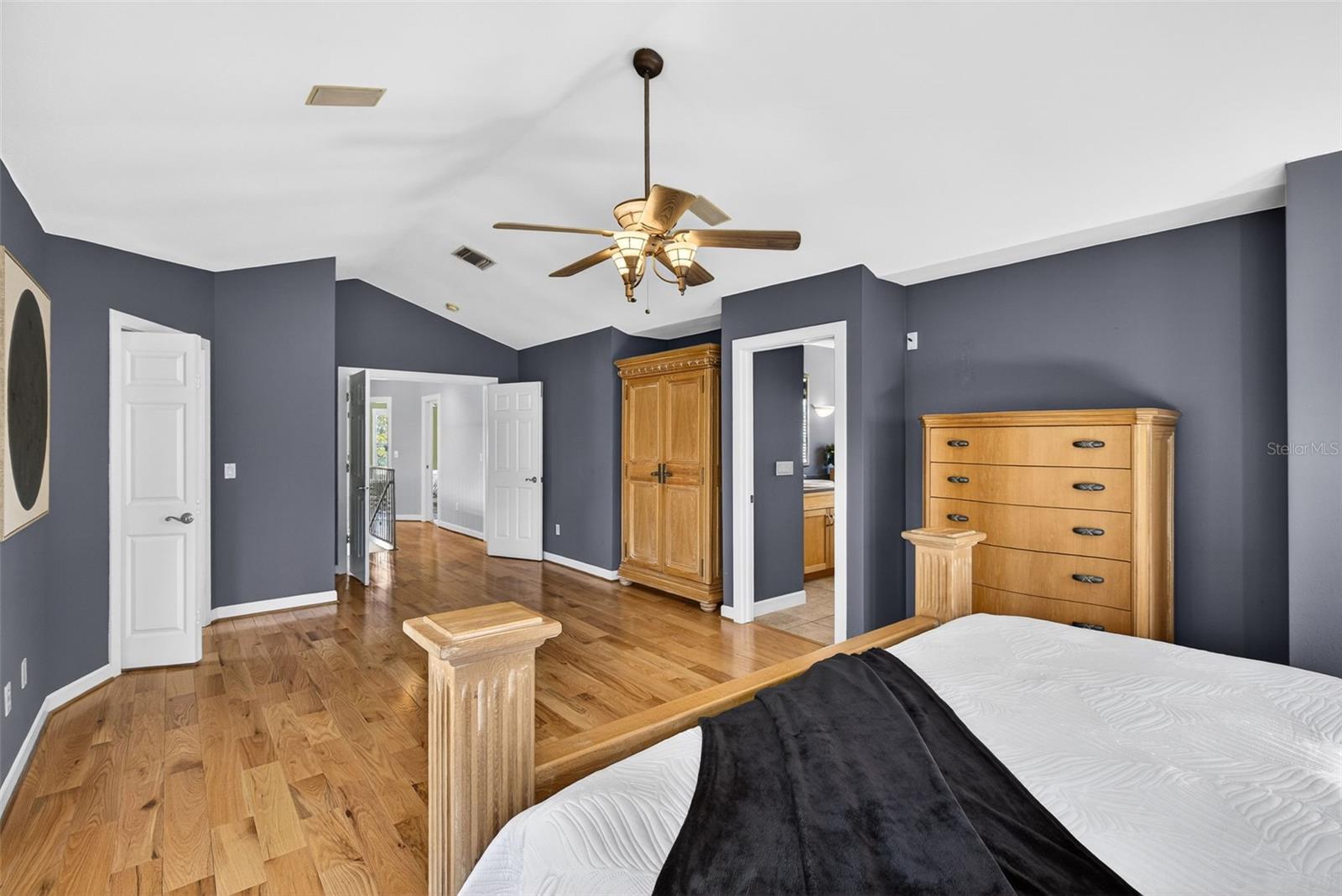 KILLALOE BY THE LAKE - Residential