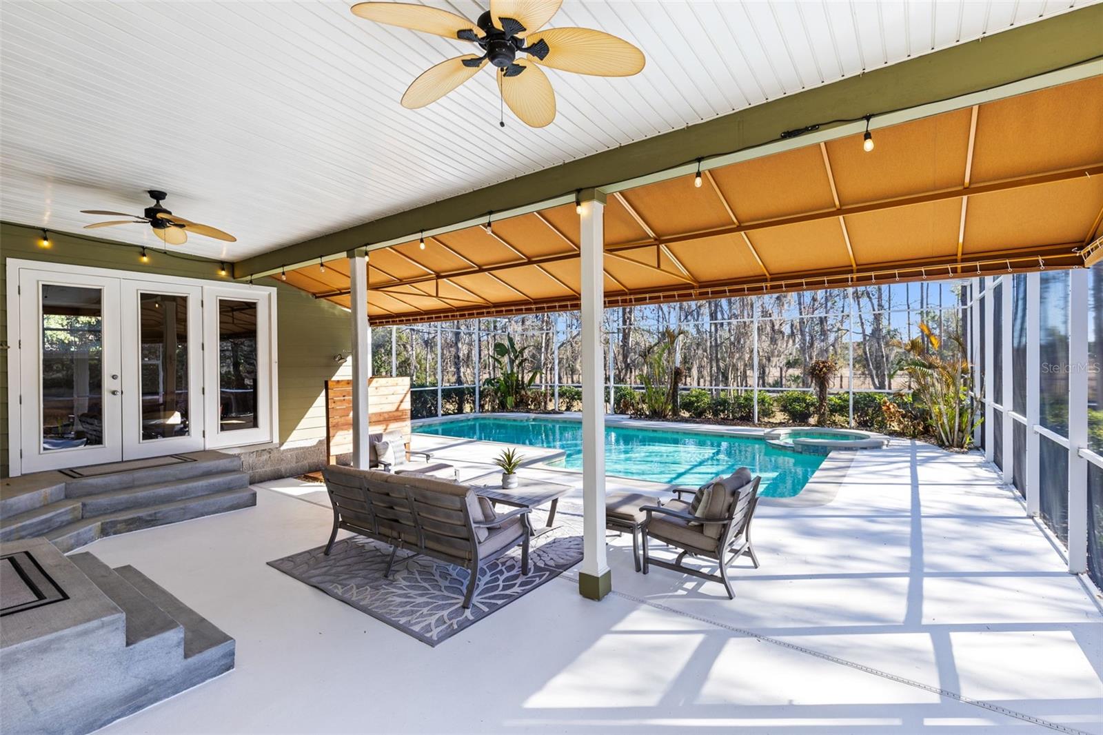 KILLALOE BY THE LAKE - Residential